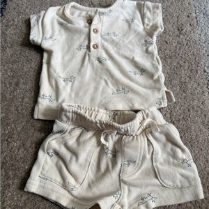 Carter's Cream Baby fox print Outfit- 3 Mos.